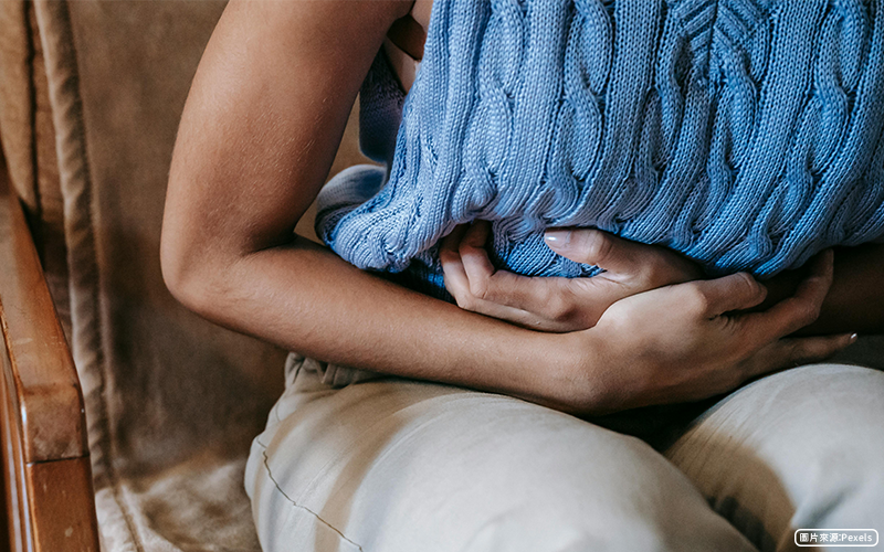 腹脹消化不良吃胃藥沒效，原來是膽結石作怪