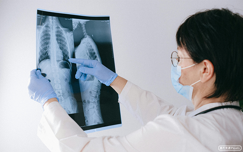 無聲的隱形殺手「骨質疏鬆」，可能失去行動力？