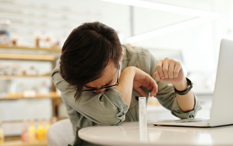 呼吸道融合病毒(RSV)入冬威脅升溫!醫師提醒:高齡族群務必提高警覺 呼吸道融合病毒(RSV)入冬威脅升溫!醫師提醒:高齡族群務必提高警覺